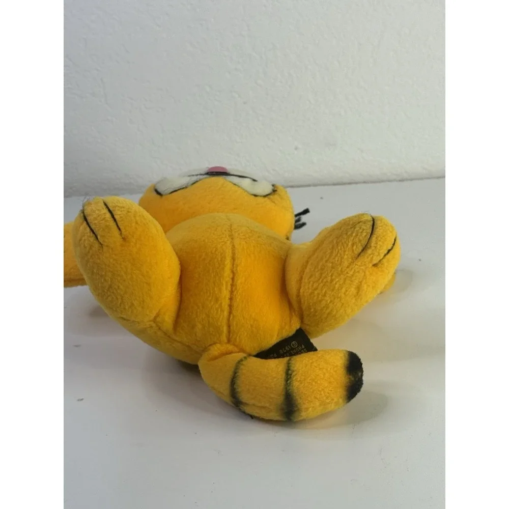 Garfield Plush Stuffed Animal 8